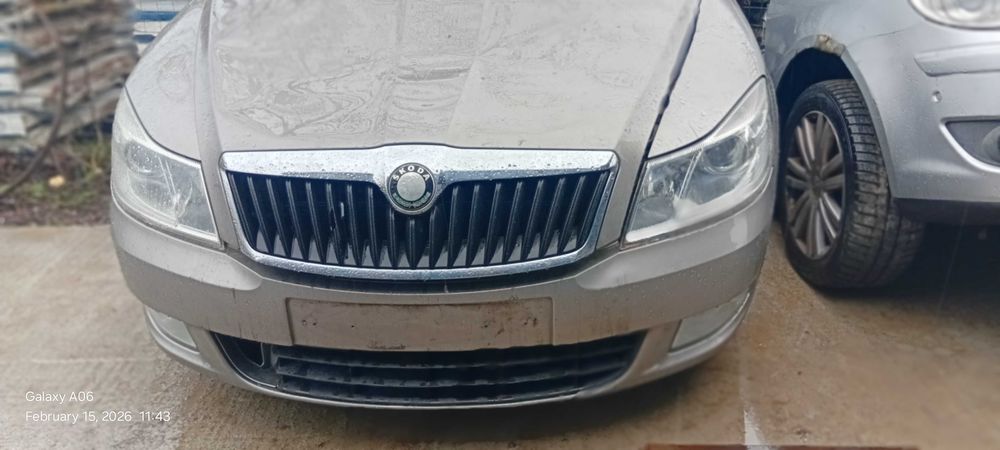 Bara Fata Skoda Octavia 2 FaceLift Completa