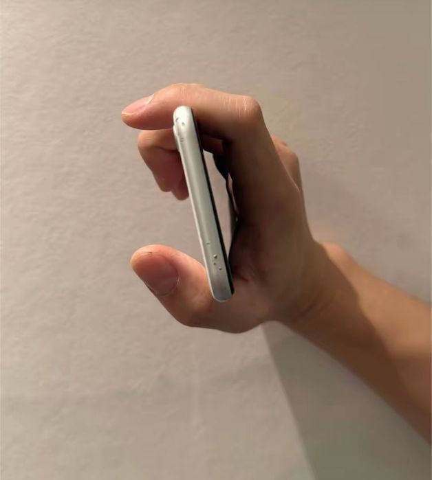 Iphone se 2020 срочна
