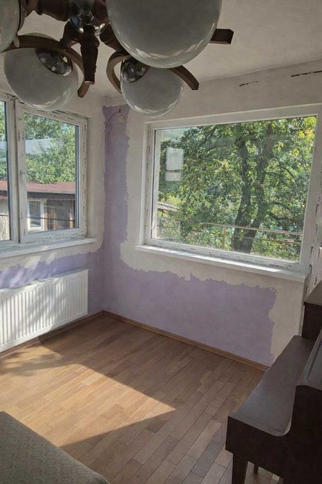 Триетажна къща за продажба в с. Макоцево