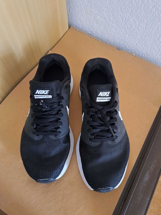 Маратонки Nike, номер 40,5
