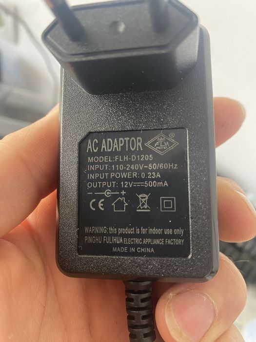 Alimentator AC iesire: 12v cu 500mA