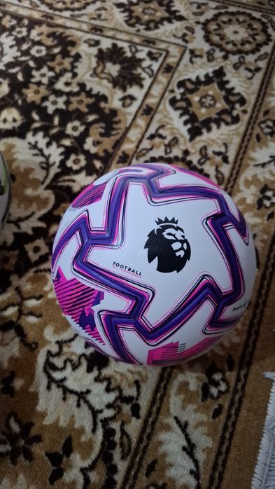 Остались 3 мяча кожанные