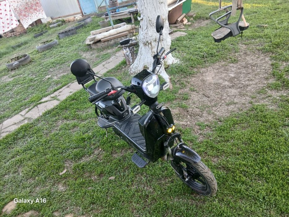 Скутера Гарантей нету