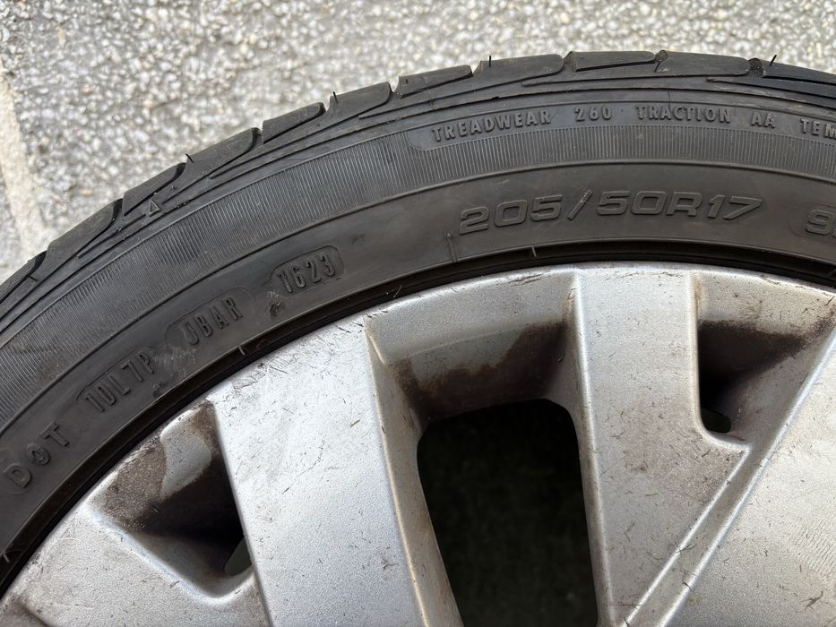 Vând/schimb roti r17 cu roti r16 pentru c4