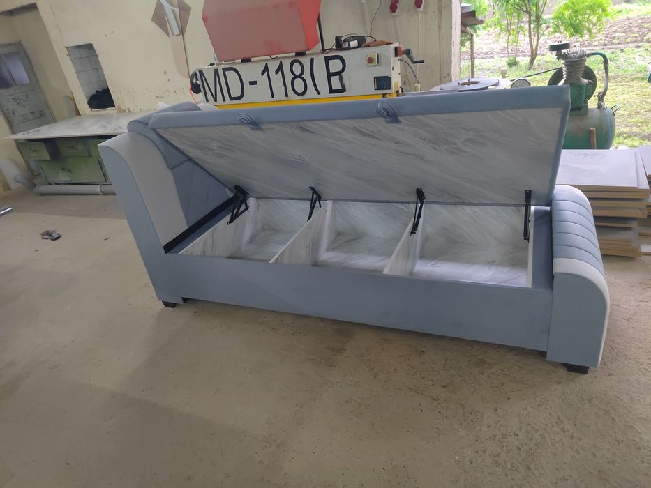 Кровать 2.40 х 90