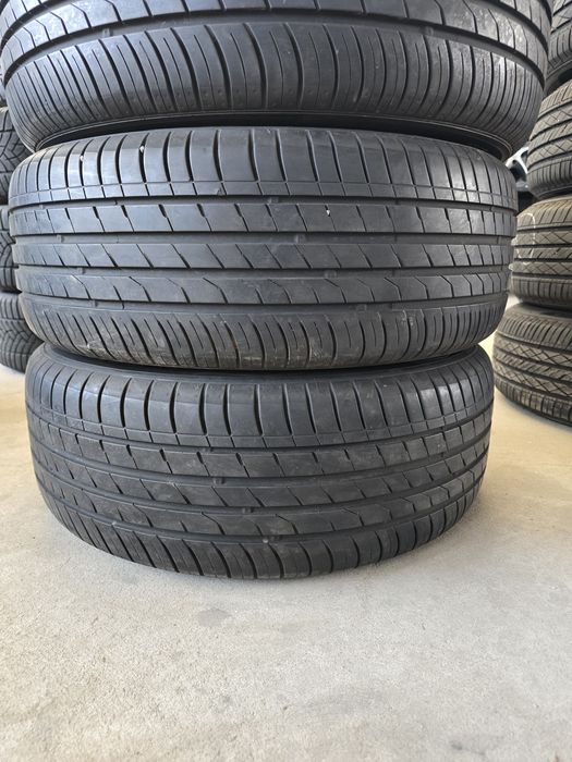 4 Броя 215/55/17 Nexen 2x6,7mm 2x6mm