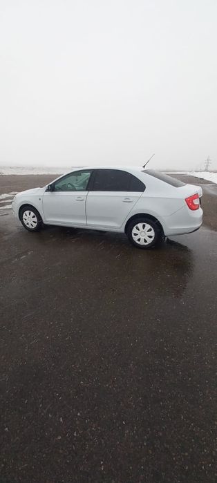 Продам автомобиль Skoda Rapid Elegance