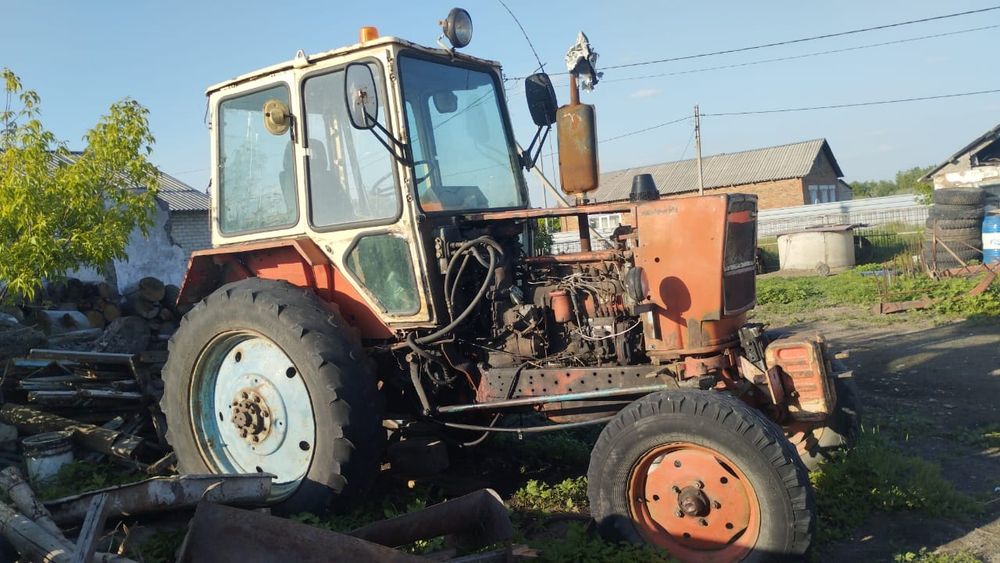 Продам два трактора