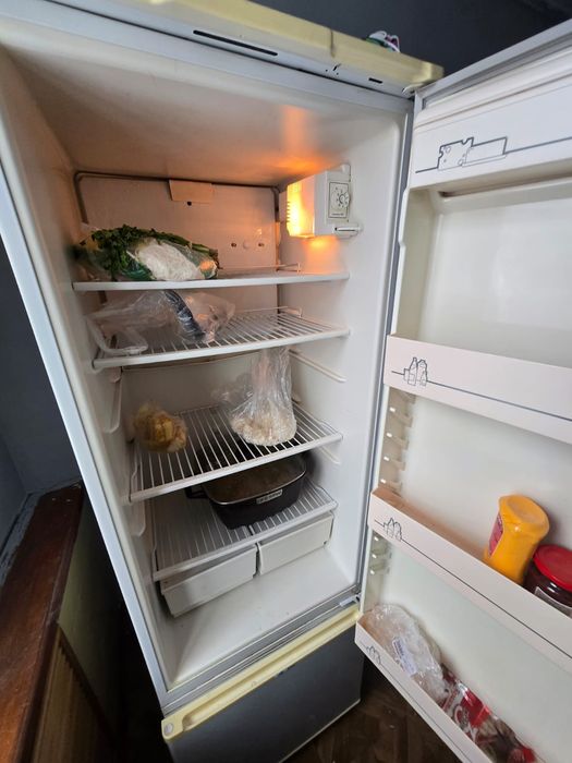 Продам холодильник