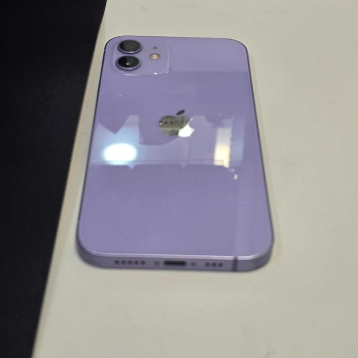 HOPE AMANET P8 Iphone 12 128 Gb 81 Baterie