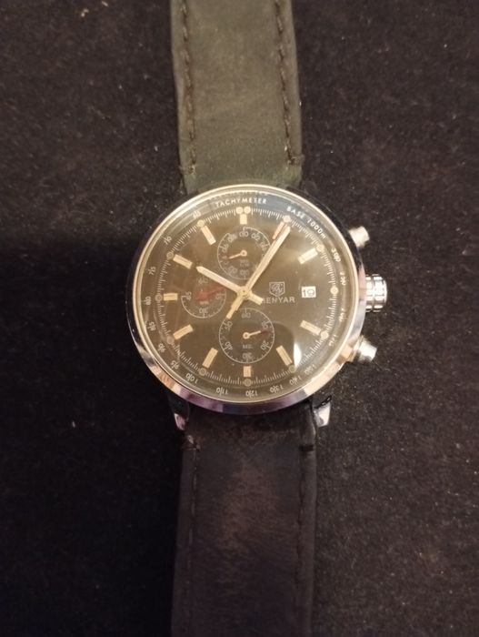 Vind ceasuri bărbătești