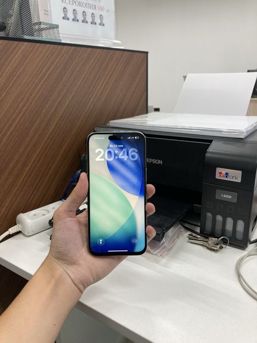 Продам срочно iPhone 15 Pro Max 512GB