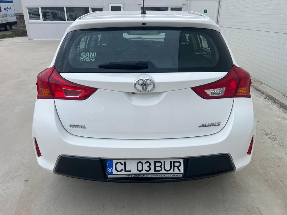 Toyota Auris 2013