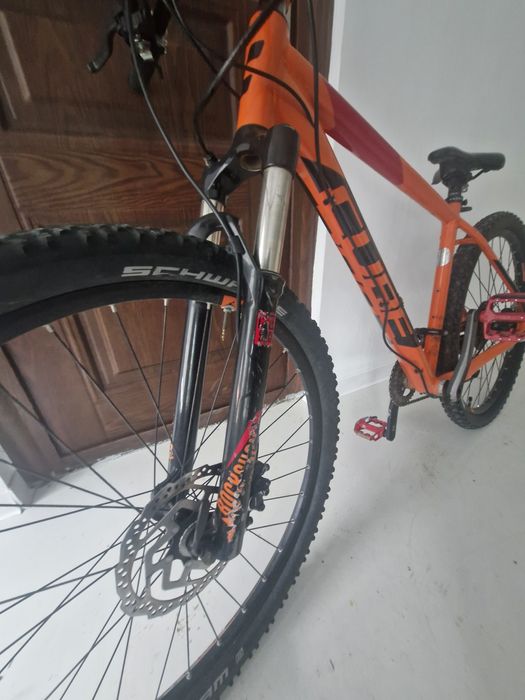 Bicicleta cube hardtail