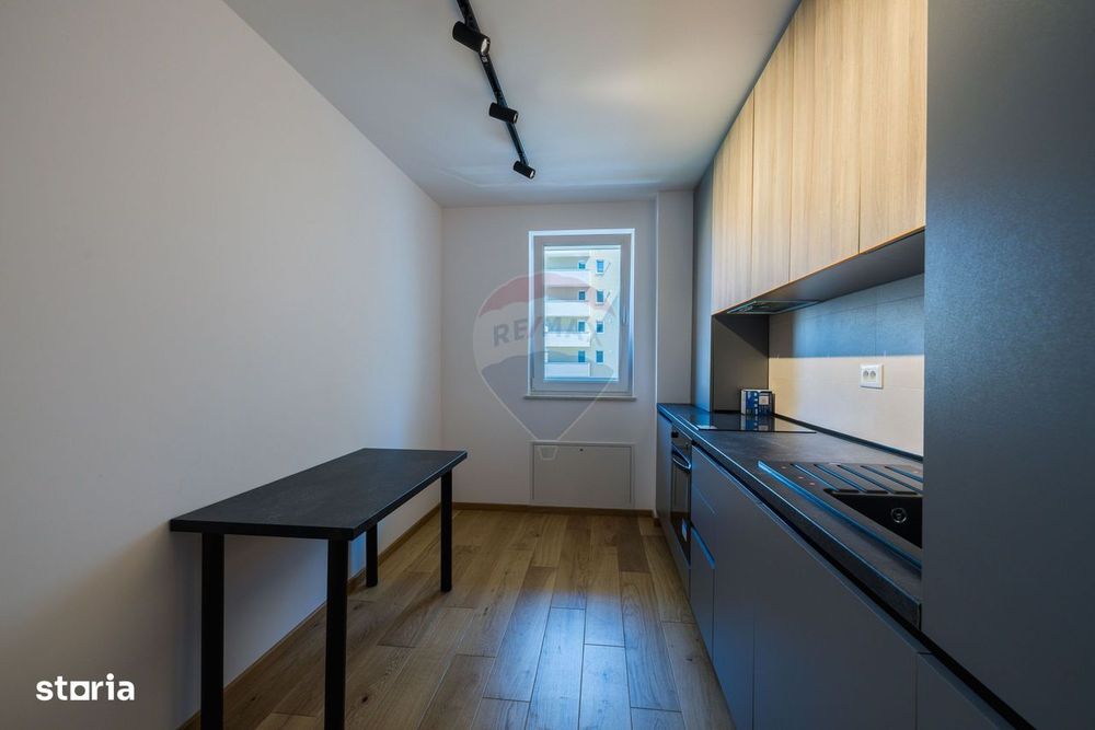 Apartament 2 camere în Urban Plaza. Vedere spre parc. Mobilat complet.