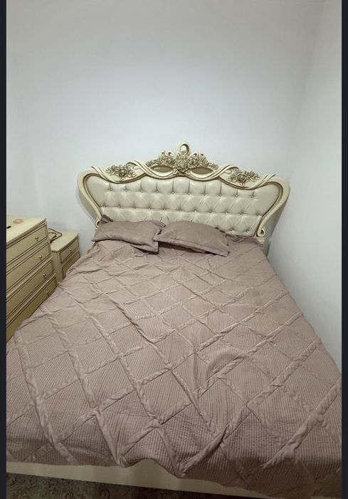 Шкаф, айна 60000тг.