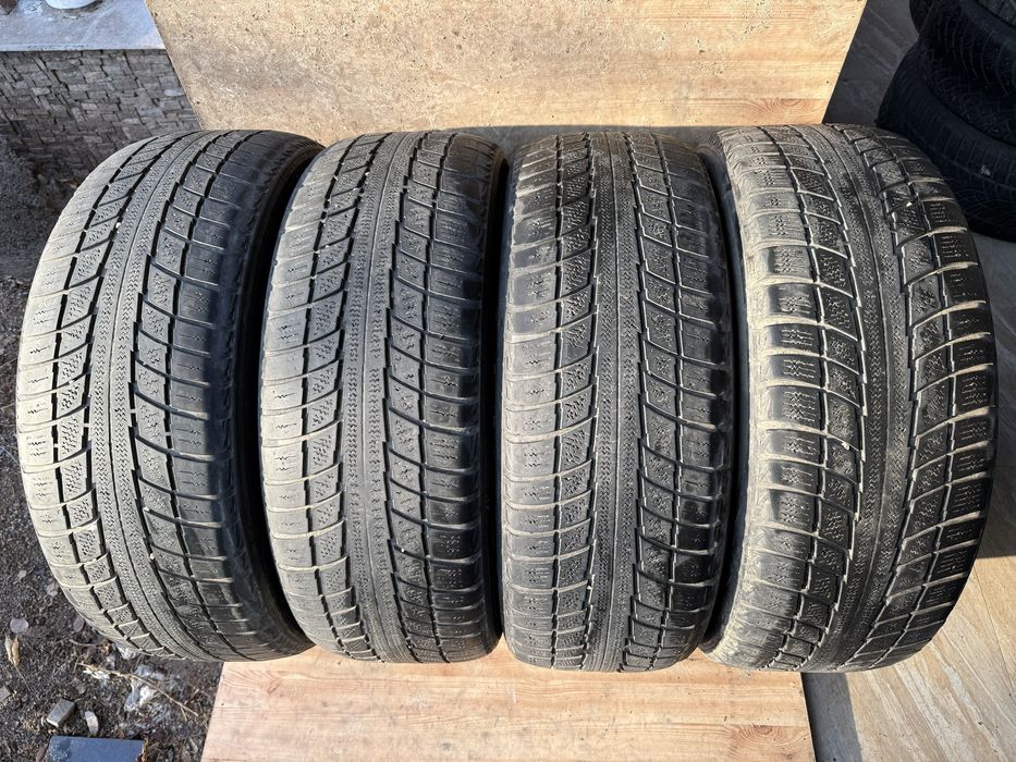 235 60 R18 Зима Комплект