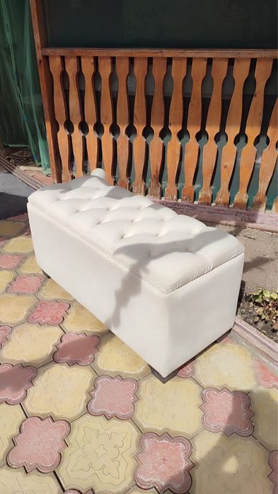 Продается гарнитура, пуфик и другие