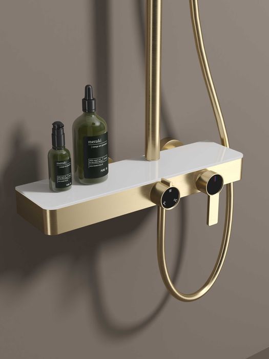 Луксозен душ в златен цвят D29