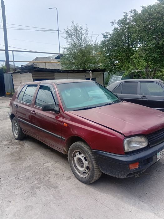 Продам гольф 3 обем 1.8