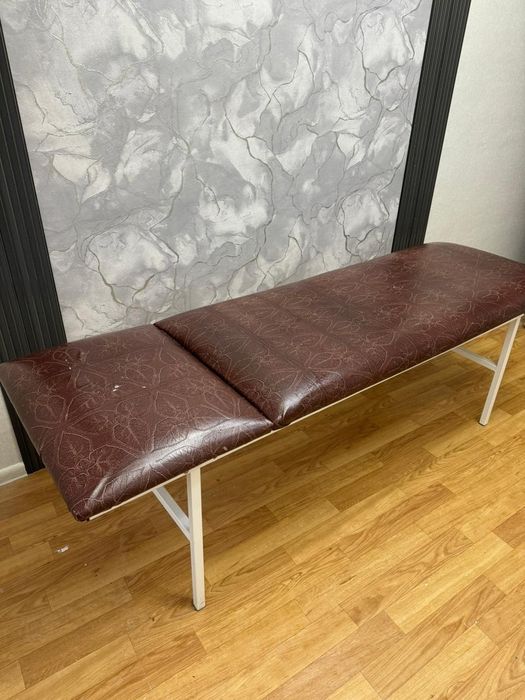 Кушетка и скамейка