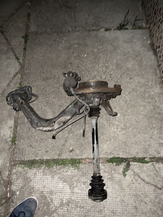 Brat stanga cu etrier spate bmw e46 320i