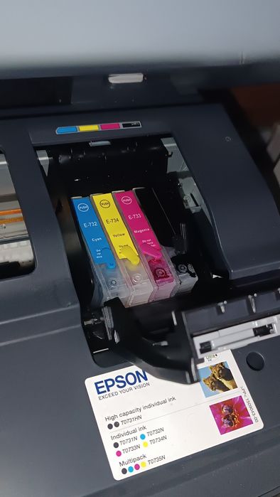 Продам МФУ Epson