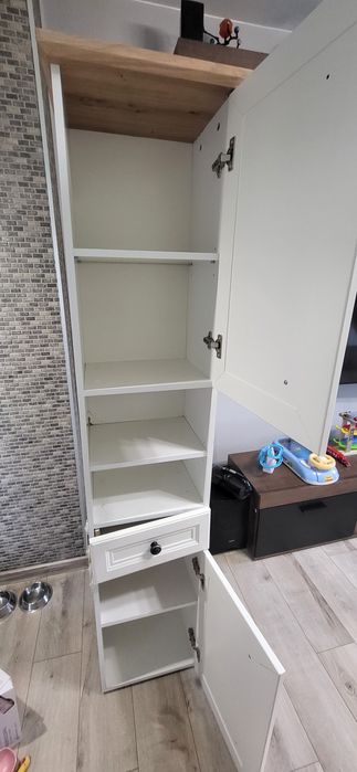Колона за баня / щкаф