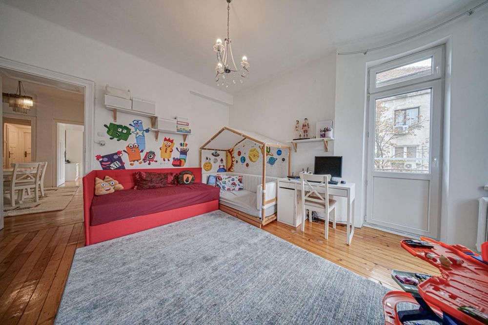 Продава се Тристаен апартамент в София, Център - 110 кв.м за 2759 €/кв.м - Снимка #8