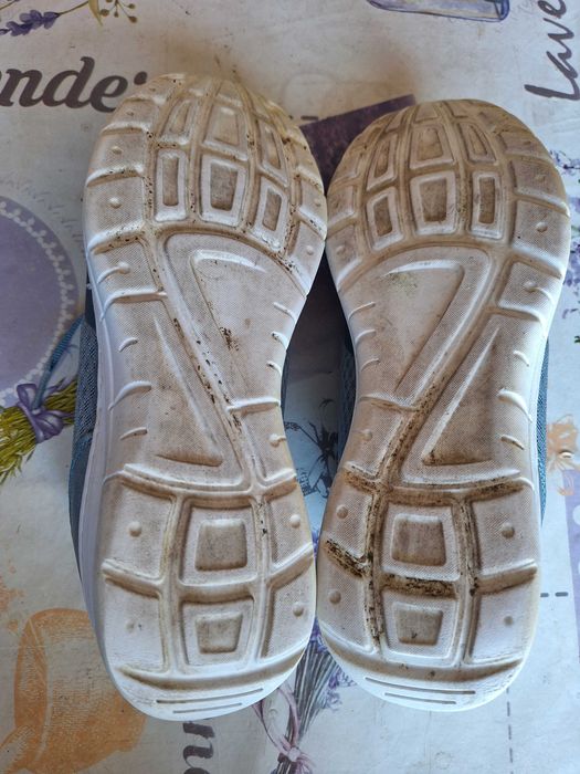 Дамски спортни маратонки EASY STREET - 39 НОМЕР