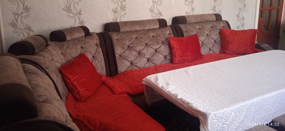 Мебел для зала очен мягкий угалок