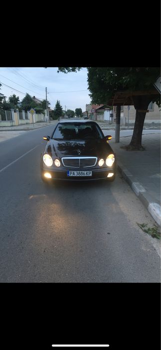Mercedes benz E320