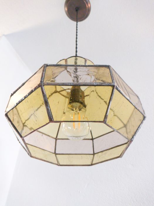 Lampa stil Tiffany