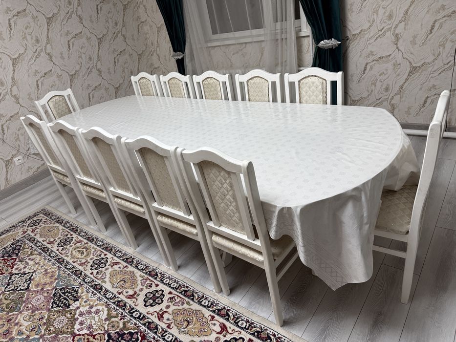 Продам стол со стульями 12шт