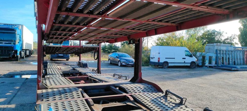 Transportor auto IVECO EuroCargo M152 , Platforma auto 8 pozitii