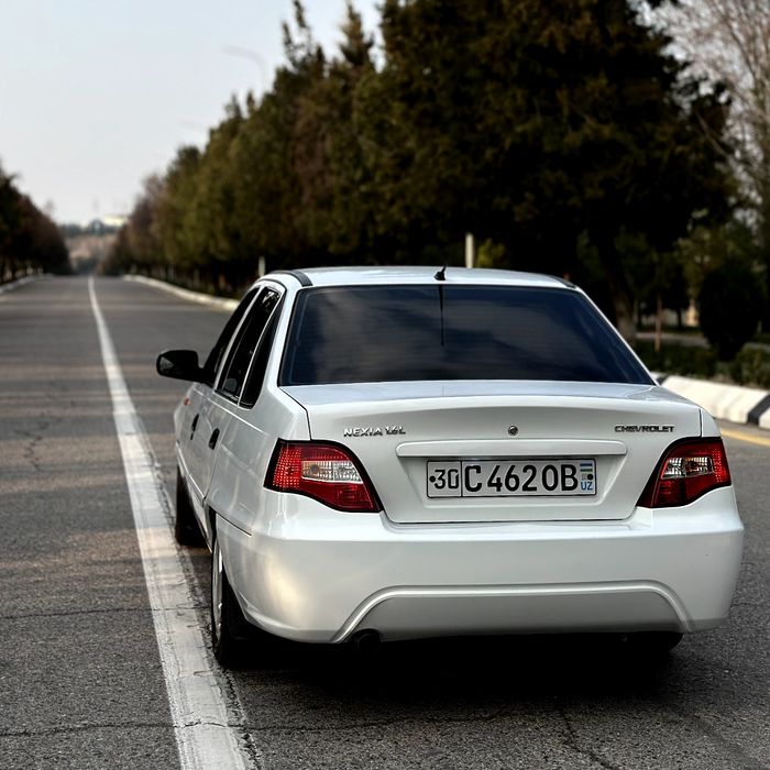 Нексия 2сотилади