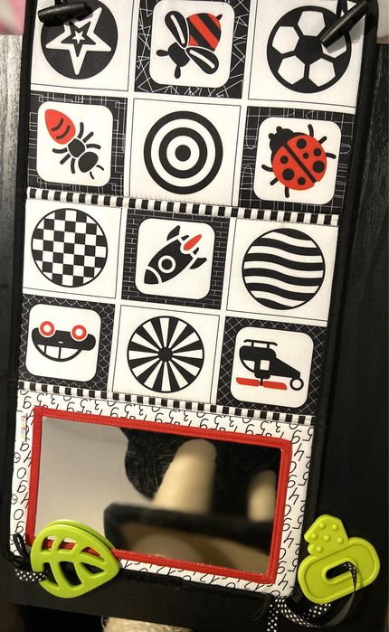 Skip Hop Cărticele și placă Montessori bebe