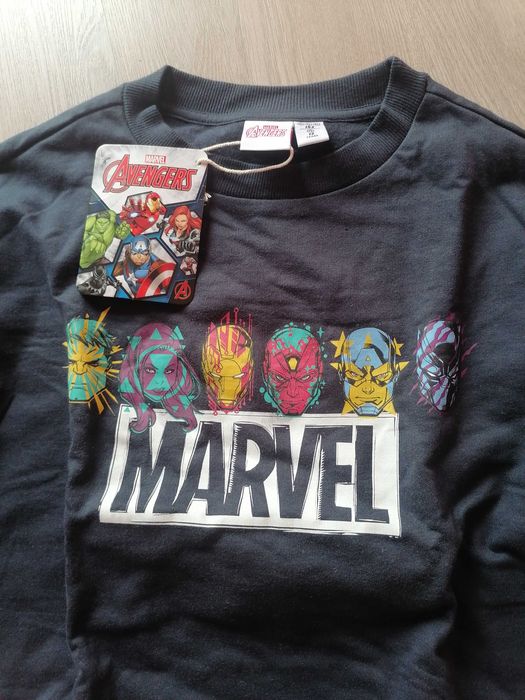 2 броя нови детски лицензирани блузки Spiderman и Marvel.