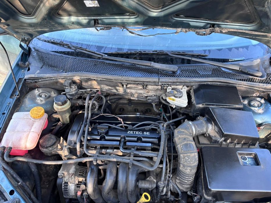 Vand ford focus 1.6 16V benzina  an 2003 38 mil