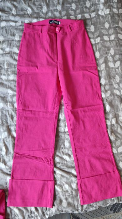 Donez 2 perechi pantaloni marimea 34 Only