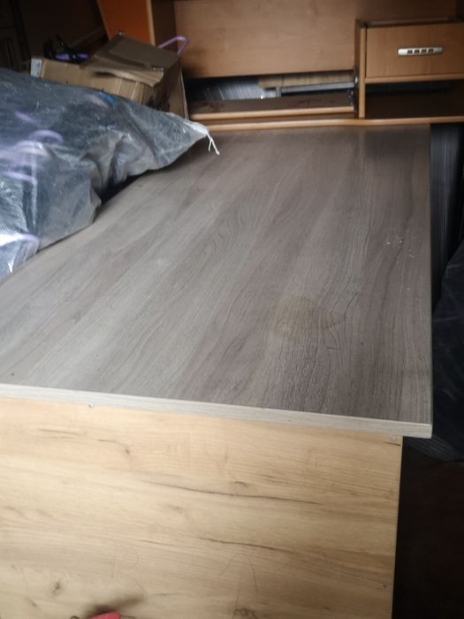 Оборудване за мазин за дрехи, стелажи Маникени, закачалки