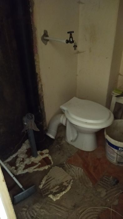 Vând garsonieră  zona Vișoi