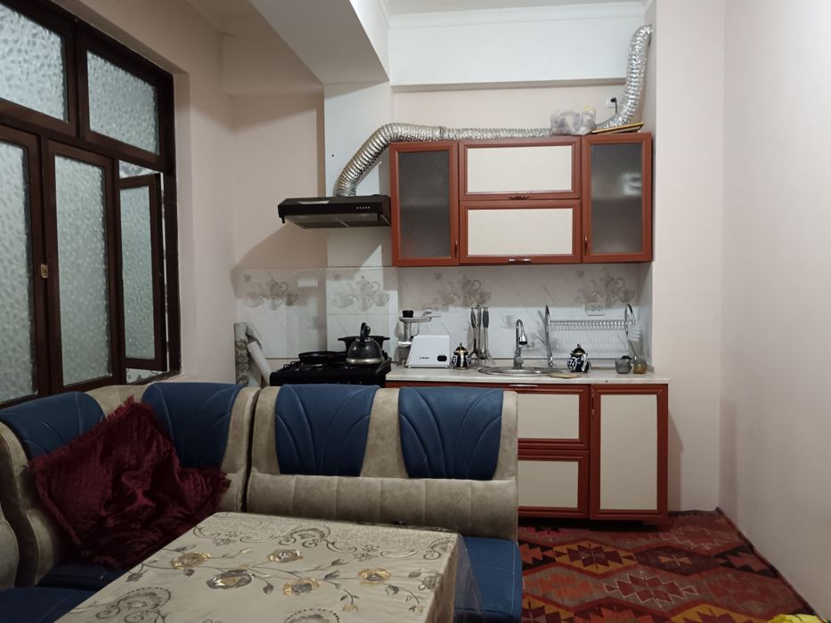 Samarqand shabrida 2 xonali barcha shoriitga ega kvartira