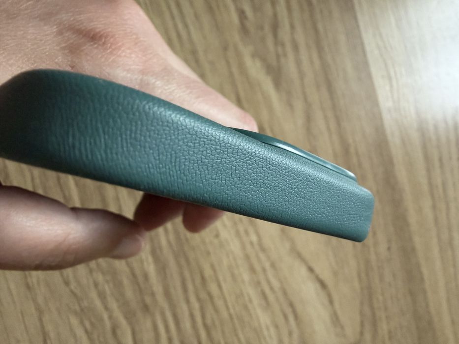 Чехол moft для iphone 16pro