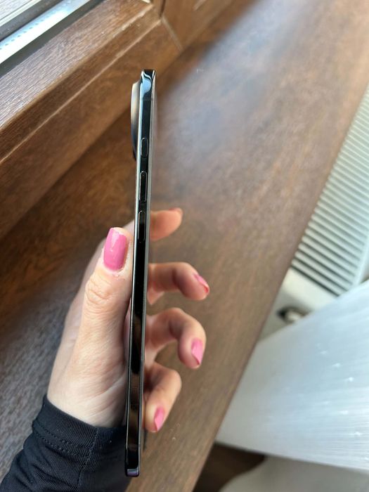 Vand Iphone 17 Air impecabil,baterie 100%