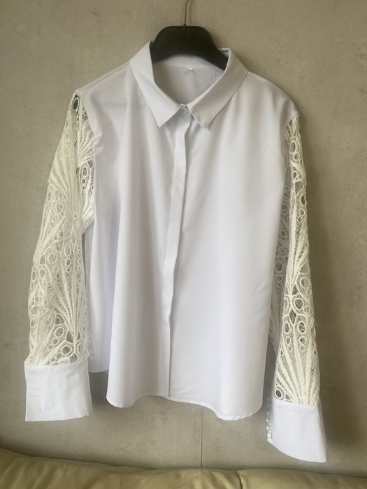 Дамска риза с  дантела