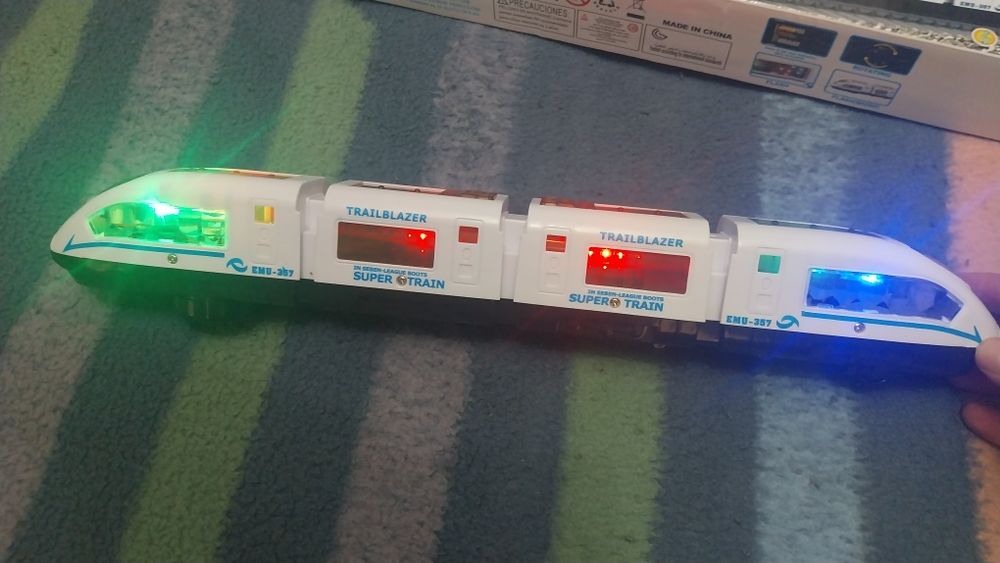 Trenuleț ca nou pe bateri