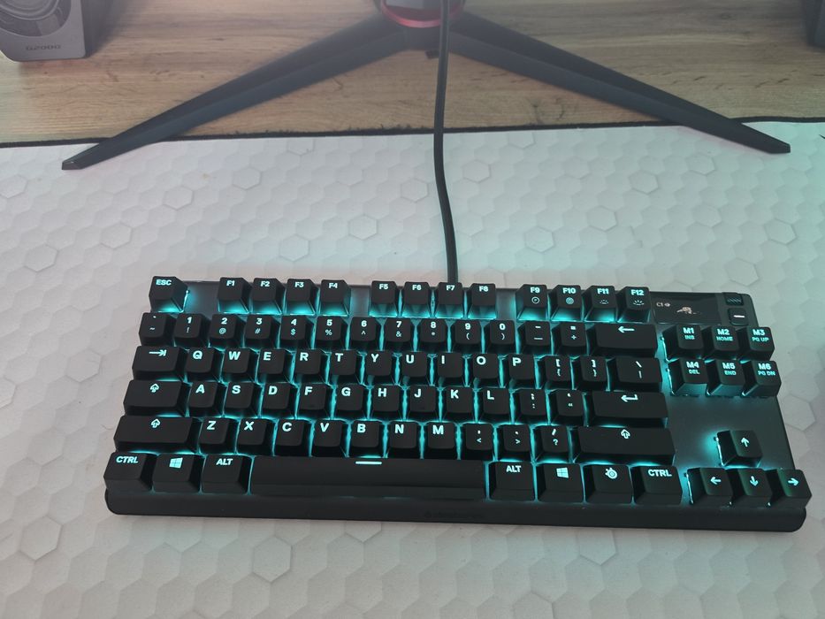 Tastatura steelseries apex 7 tkl
