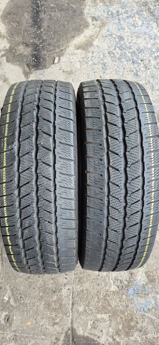 4 anvelope iarna Continental 215/60/17C.Pretul este pe bucata