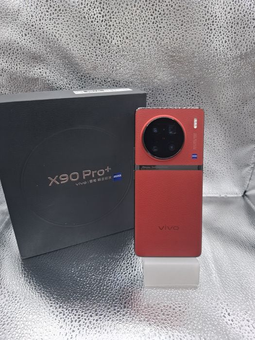 VIVO - X90  Pro+